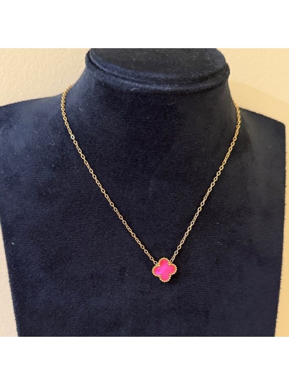Chic Gold 18k Gold plated Necklace Connector Pink Clover Pendant